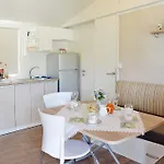 ホリデーパーク Mobile Homes Murter 4*