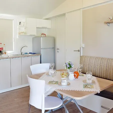 Ferienpark Mobile Homes Murter 4*