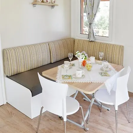 Mobile Homes Murter 4* Jezera