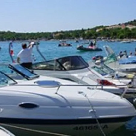 Parque de vacaciones Mobile Homes Murter