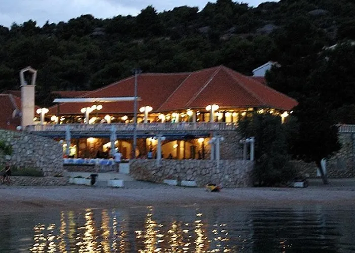 Mobile Homes Murter 4* 耶泽拉