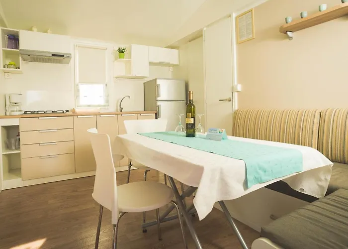 Mobile Homes Murter Vakantiepark Jezera